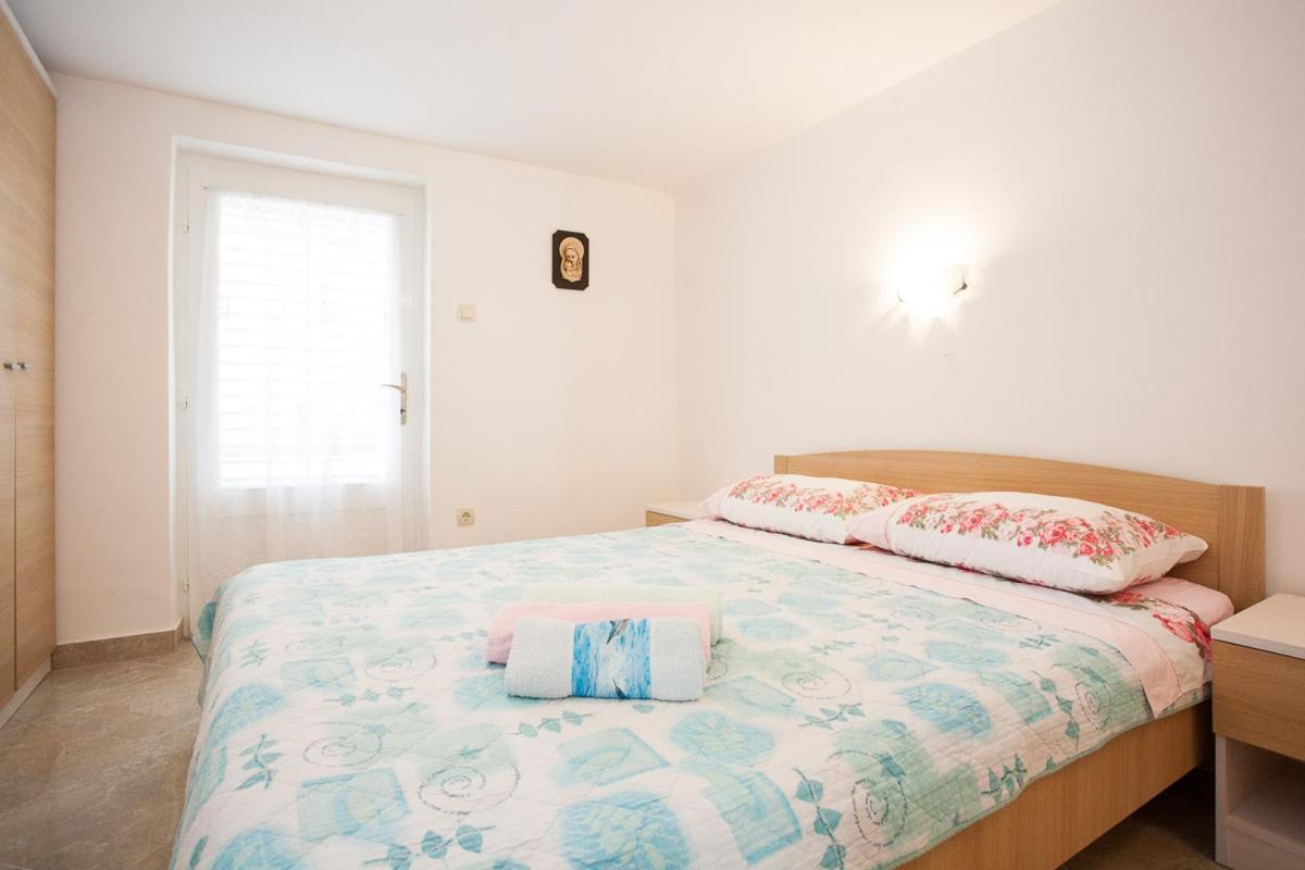 Apartments Melita Крк Экстерьер фото